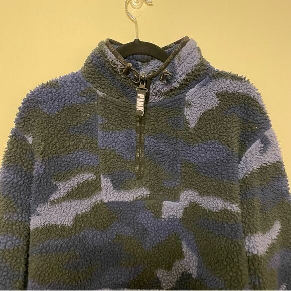 Y2K Vintage Pink Victoria’s Secret M (170/96A) camouflage fleece turtleneck - Picture 2 of 7